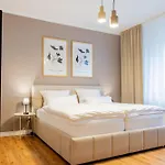 Am Schmoelderpark I Klinik I Stadion I Messe I 2 Schlafzimmer I Smart Tv I Kueche I Balkon *
