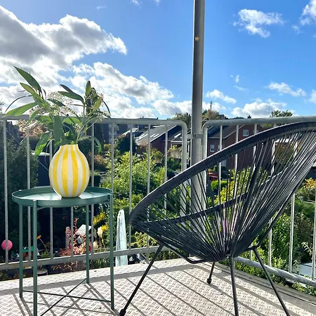 Apartament Am Schmoelderpark I Klinik I Stadion I Messe I 2 Schlafzimmer I Smart Tv I Kueche I Balkon Mönchengladbach