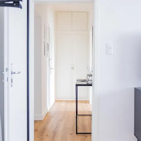 Am Schmoelderpark I Klinik I Stadion I Messe I 2 Schlafzimmer I Smart Tv I Kueche I Balkon * Mönchengladbach