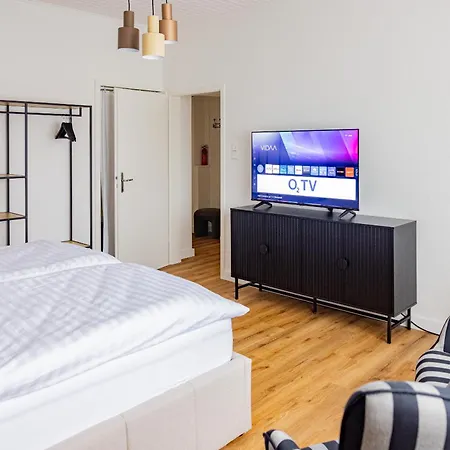 Apartament Am Schmoelderpark I Klinik I Stadion I Messe I 2 Schlafzimmer I Smart Tv I Kueche I Balkon
