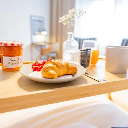 Am Schmoelderpark I Klinik I Stadion I Messe I 2 Schlafzimmer I Smart Tv I Kueche I Balkon * Mönchengladbach