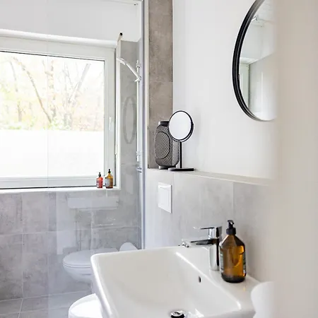 Am Schmoelderpark I Klinik I Stadion I Messe I 2 Schlafzimmer I Smart Tv I Kueche I Balkon Mönchengladbach