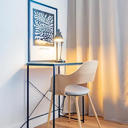 Am Schmoelderpark I Klinik I Stadion I Messe I 2 Schlafzimmer I Smart Tv I Kueche I Balkon Mönchengladbach