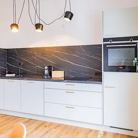 Apartament Am Schmoelderpark I Klinik I Stadion I Messe I 2 Schlafzimmer I Smart Tv I Kueche I Balkon Mönchengladbach