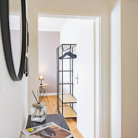 Daire Am Schmoelderpark I Klinik I Stadion I Messe I 2 Schlafzimmer I Smart Tv I Kueche I Balkon *