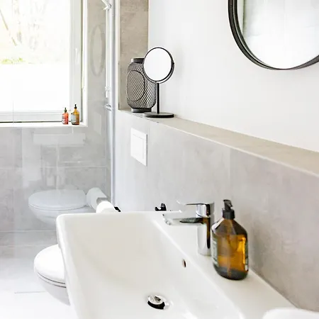 Appartement Am Schmoelderpark I Klinik I Stadion I Messe I 2 Schlafzimmer I Smart Tv I Kueche I Balkon