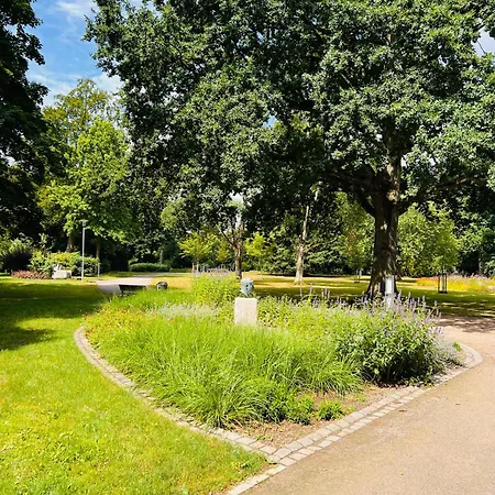 Appartement Am Schmoelderpark I Klinik I Stadion I Messe I 2 Schlafzimmer I Smart Tv I Kueche I Balkon