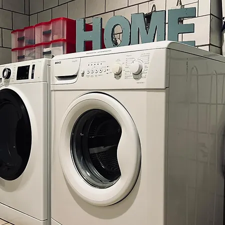 Am Schmoelderpark I Klinik I Stadion I Messe I 2 Schlafzimmer I Smart Tv I Kueche I Balkon Apartament *