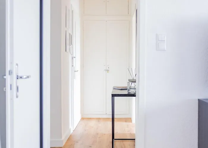 Am Schmoelderpark I Klinik I Stadion I Messe I 2 Schlafzimmer I Smart Tv I Kueche I Balkon * Mönchengladbach