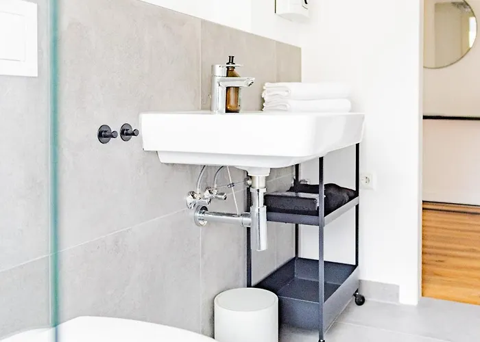 Am Schmoelderpark I Klinik I Stadion I Messe I 2 Schlafzimmer I Smart Tv I Kueche I Balkon