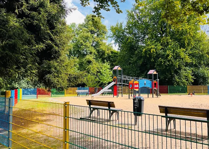 Am Schmoelderpark I Klinik I Stadion I Messe I 2 Schlafzimmer I Smart Tv I Kueche I Balkon Apartament Mönchengladbach